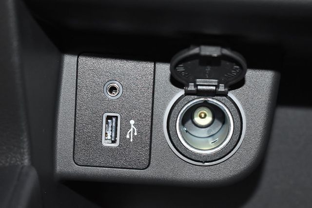 2025 Nissan Kicks Play S FWD - 23005838 - 20