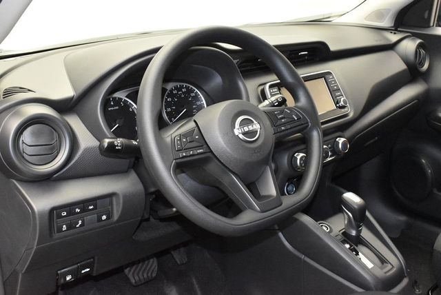 2025 Nissan Kicks Play S FWD - 23006166 - 13