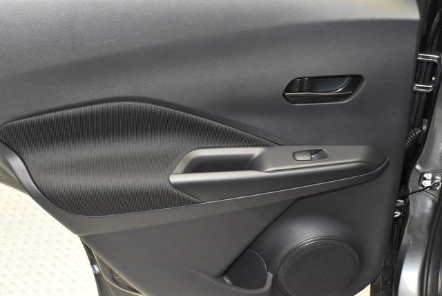 2025 Nissan Kicks Play S FWD - 23006166 - 32