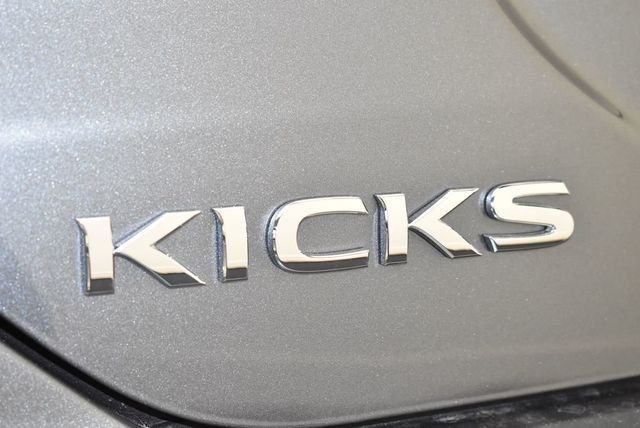 2025 Nissan Kicks Play S FWD - 23006166 - 8