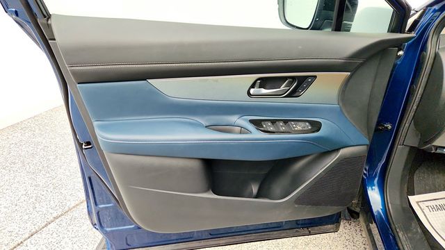 2025 Nissan Murano AWD Platinum - 23019071 - 10