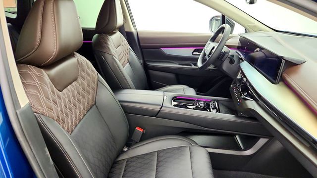 2025 Nissan Murano AWD Platinum - 23094567 - 22