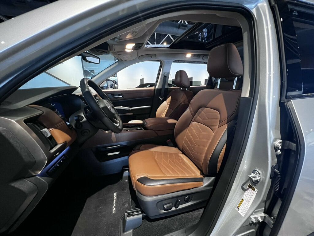 2025 Nissan Pathfinder PanoSunroof/ProPilotAssist/Bose/HeatedSeats/PowerLiftgate - 23069091 - 15