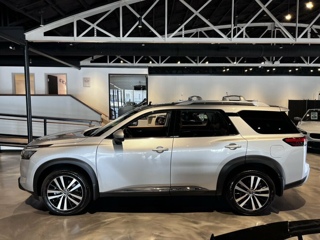 2025 Nissan Pathfinder PanoSunroof/ProPilotAssist/Bose/HeatedSeats/PowerLiftgate - 23069091 - 1