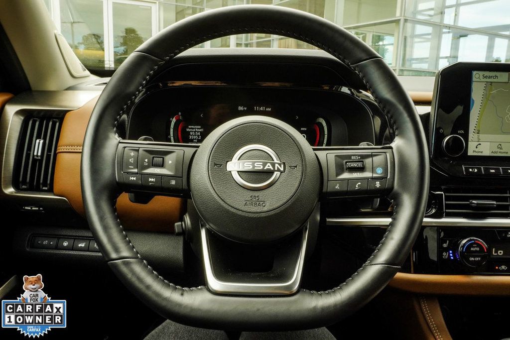 Nissan Pathfinder photo 16