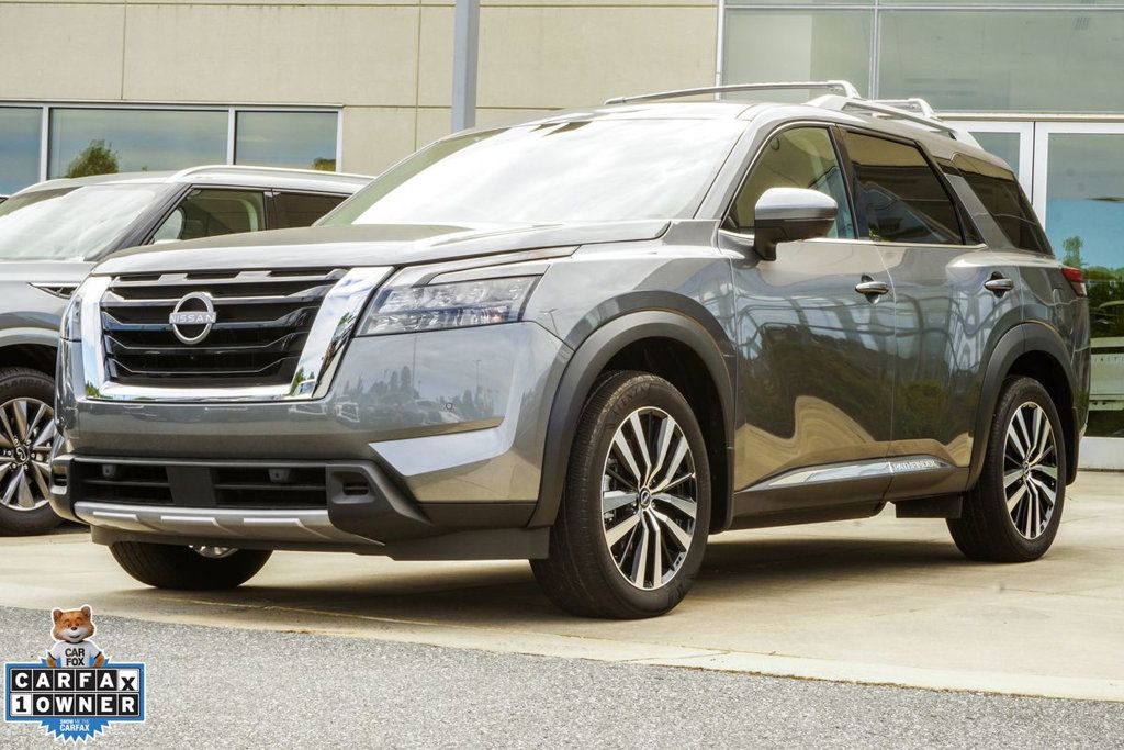 Nissan Pathfinder photo 9