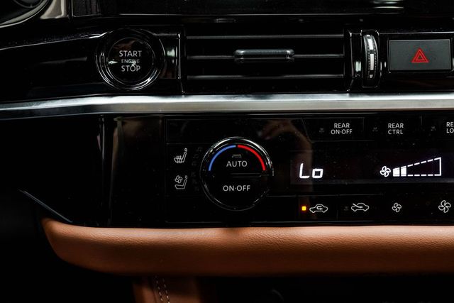 2025 Nissan Pathfinder Platinum 4WD - 23030574 - 28