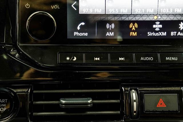 2025 Nissan Pathfinder Platinum 4WD - 23030574 - 31