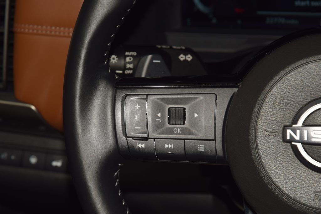 2025 Nissan Pathfinder Platinum 4WD - 23068146 - 33