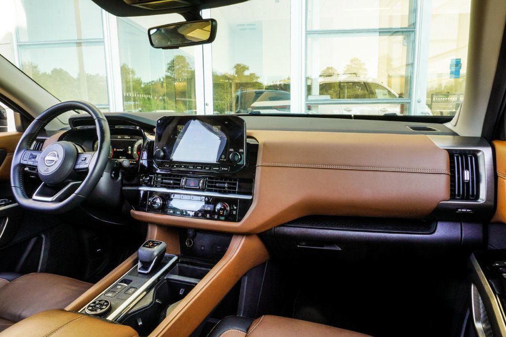 Nissan Pathfinder photo 19