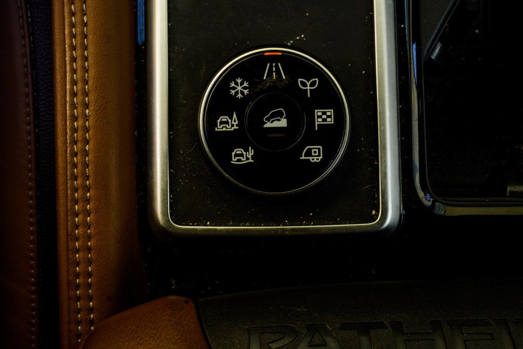 Nissan Pathfinder photo 22
