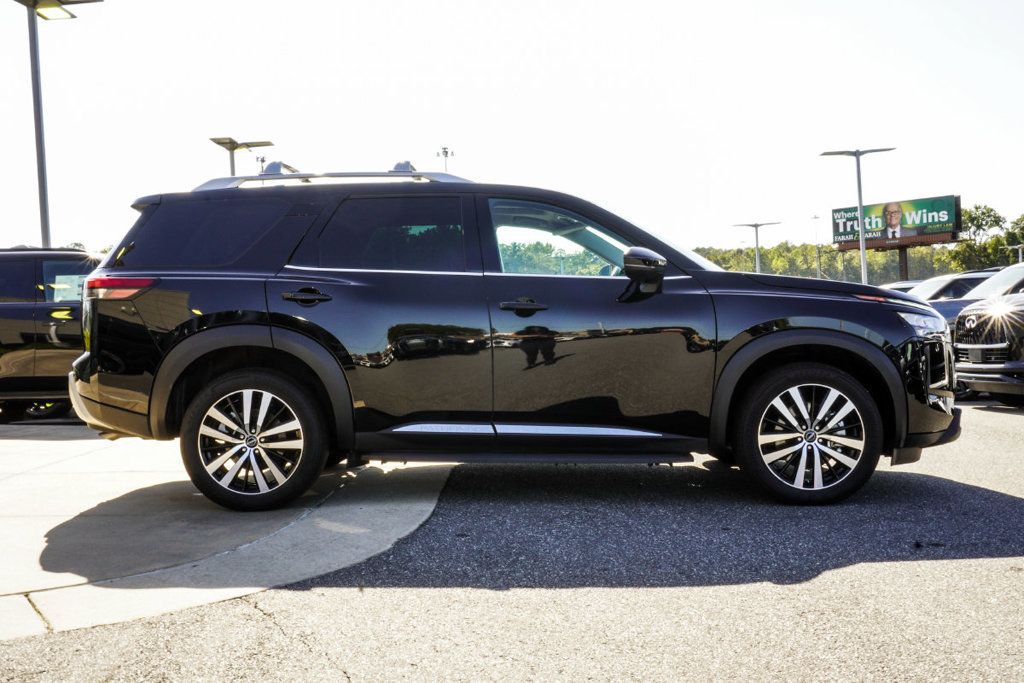 Nissan Pathfinder photo 7