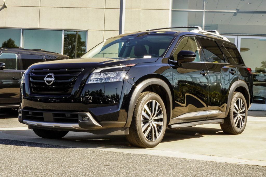 Nissan Pathfinder photo 9
