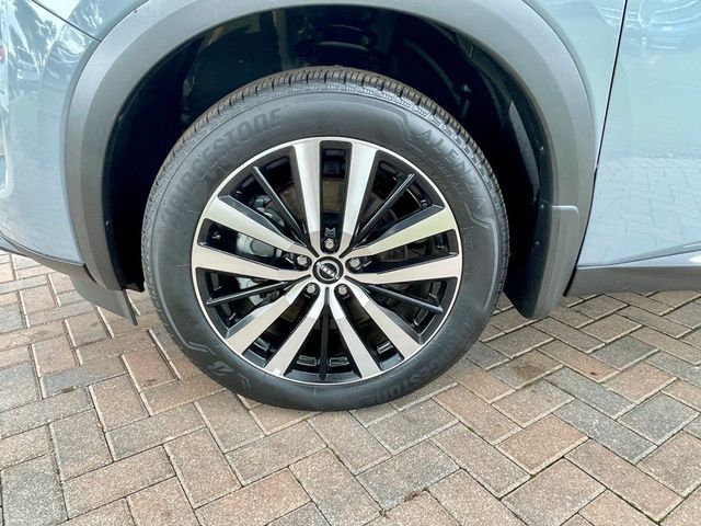 2025 Nissan Pathfinder Platinum 4WD - 22921579 - 9