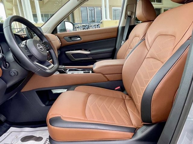 2025 Nissan Pathfinder Platinum 4WD - 22921579 - 10