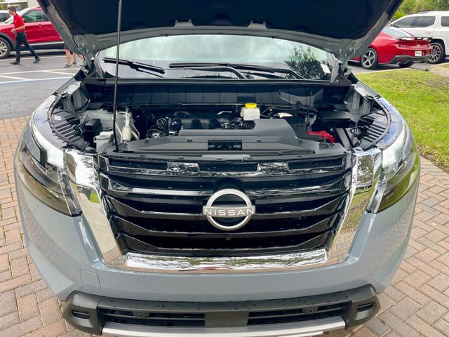 2025 Nissan Pathfinder Platinum 4WD - 22921579 - 18