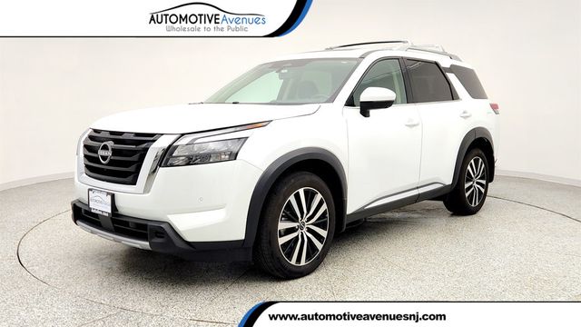 2025 Nissan Pathfinder Platinum 4WD - 22999476 - 0