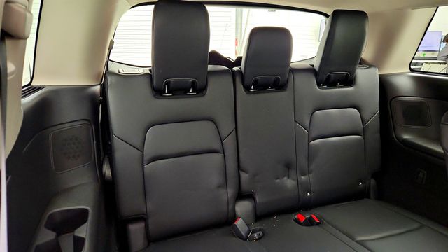 2025 Nissan Pathfinder Platinum 4WD - 22999476 - 21