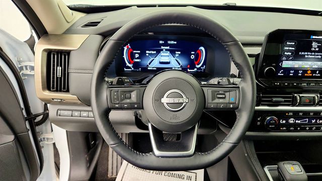 2025 Nissan Pathfinder Platinum 4WD - 23026235 - 13