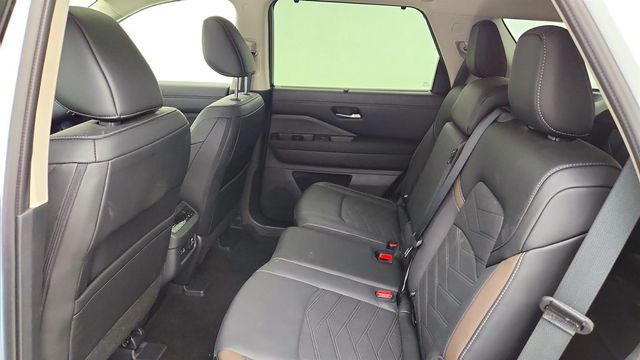 2025 Nissan Pathfinder Platinum 4WD - 23026235 - 20