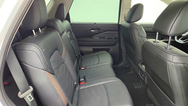 2025 Nissan Pathfinder Platinum 4WD - 23026235 - 23