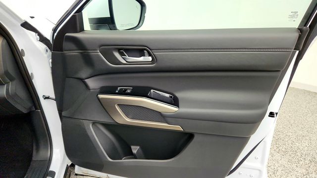 2025 Nissan Pathfinder Platinum 4WD - 23026235 - 26
