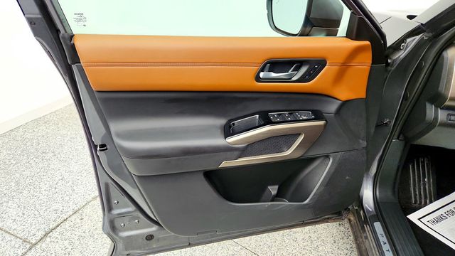 2025 Nissan Pathfinder Platinum 4WD - 23086778 - 10