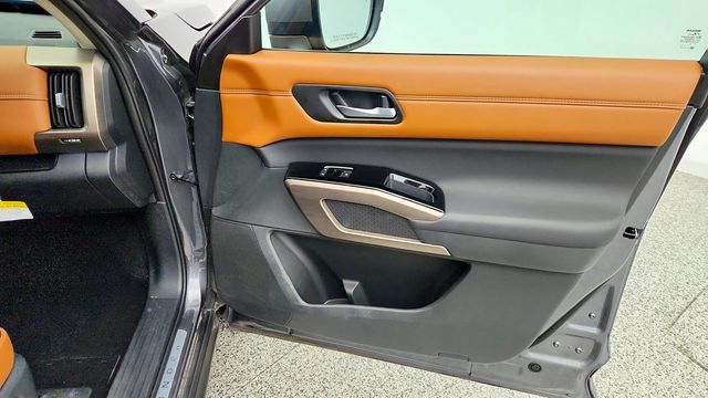 2025 Nissan Pathfinder Platinum 4WD - 23086778 - 24