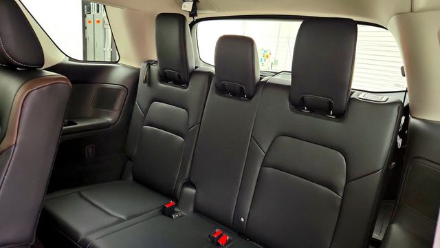 2025 Nissan Pathfinder Platinum 4WD - 23092727 - 22