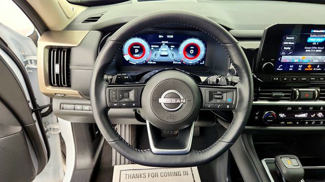 2025 Nissan Pathfinder Platinum 4WD w/ 2nd-Row Captain Chairs - 23025765 - 13