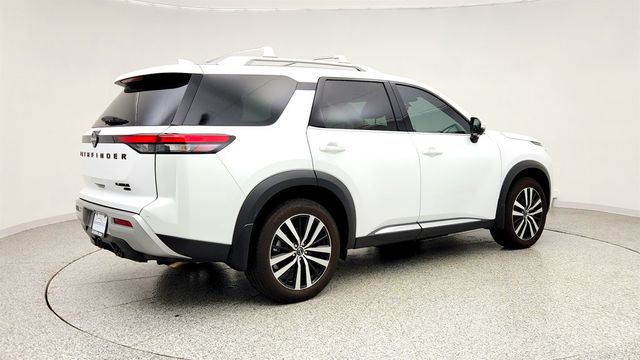 2025 Nissan Pathfinder Platinum 4WD w/Captain Chairs Pkg & Black Appearance Pkg - 23005794 - 4