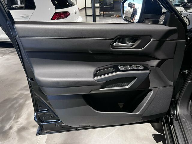 2025 Nissan Pathfinder ProPilotAssist/360Cam/Navigation/AdaptiveCruise/HtdSeats - 23069380 - 13