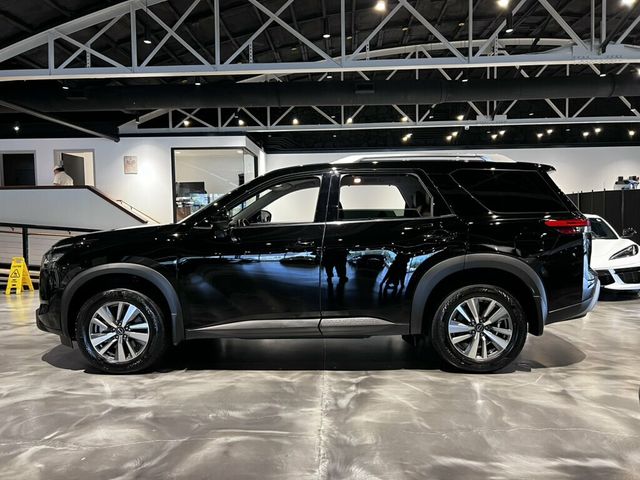 2025 Nissan Pathfinder ProPilotAssist/360Cam/Navigation/AdaptiveCruise/HtdSeats - 23069380 - 1