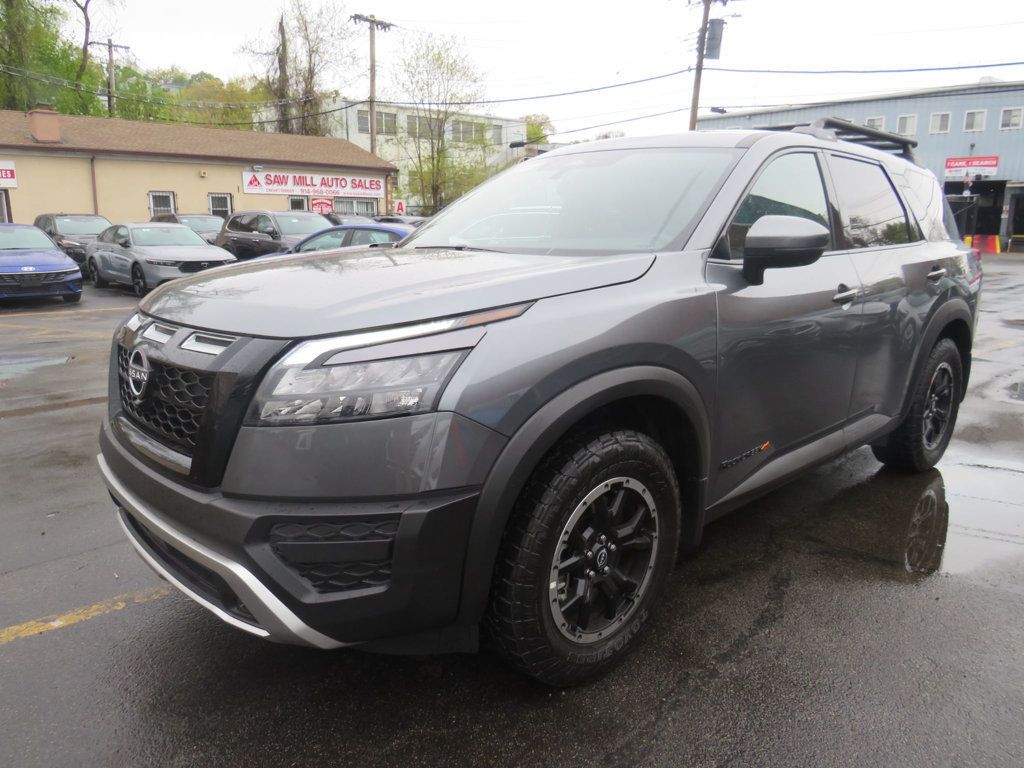 2025 Nissan Pathfinder Rock Creek 4WD - 23016973 | Video 1