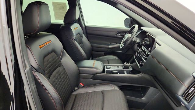 2025 Nissan Pathfinder Rock Creek 4WD - 23021560 - 23