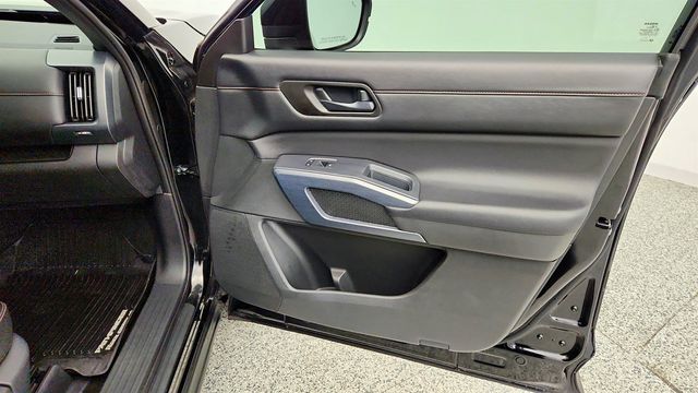 2025 Nissan Pathfinder Rock Creek 4WD - 23021560 - 25