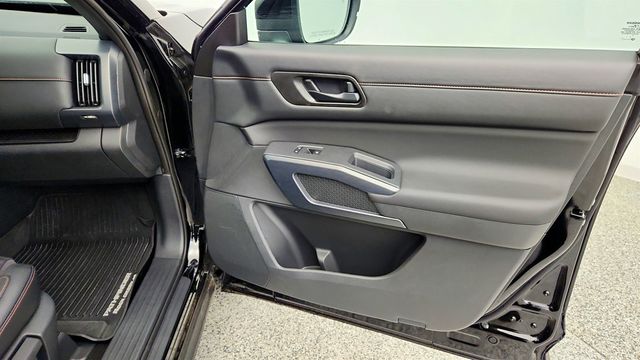 2025 Nissan Pathfinder Rock Creek 4WD - 23026172 - 24