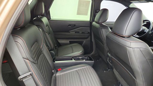 2025 Nissan Pathfinder Rock Creek 4WD - 23043988 - 20