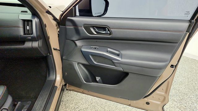 2025 Nissan Pathfinder Rock Creek 4WD - 23043988 - 23