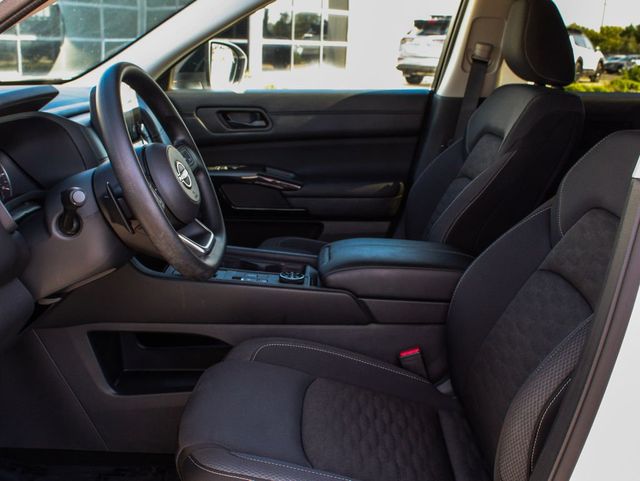 2025 Nissan Pathfinder S - 23076166 - 28