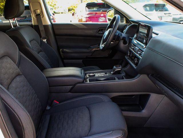 2025 Nissan Pathfinder S - 23076166 - 40