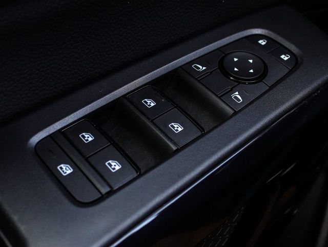 2025 Nissan Pathfinder S - 23076166 - 8