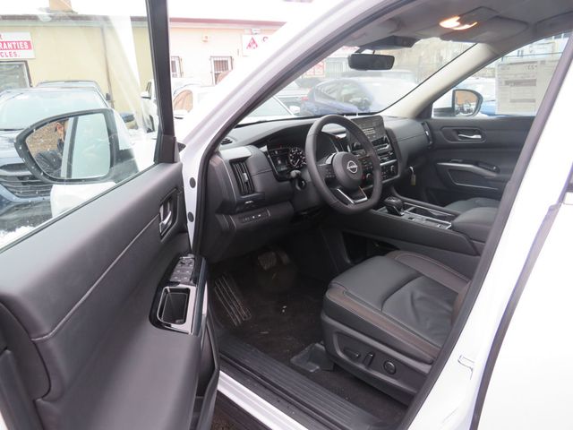 2025 Nissan Pathfinder SL 2WD - 22960726 - 9