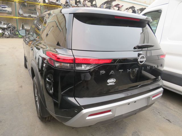 2025 Nissan Pathfinder SL 2WD - 23053795 - 3