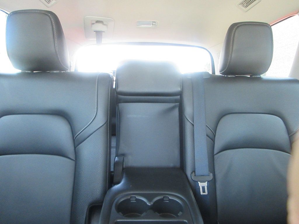 Nissan Pathfinder photo 15