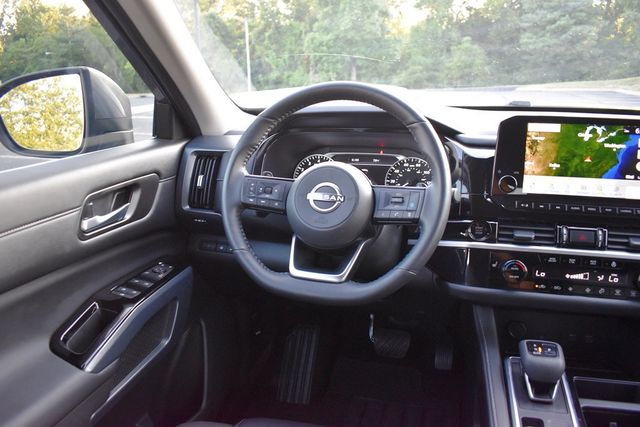 2025 Nissan Pathfinder SL 2WD - 23073364 - 24