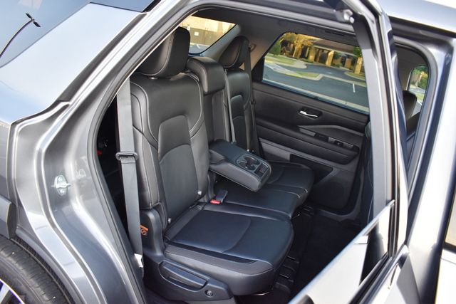 2025 Nissan Pathfinder SL 2WD - 23073364 - 4