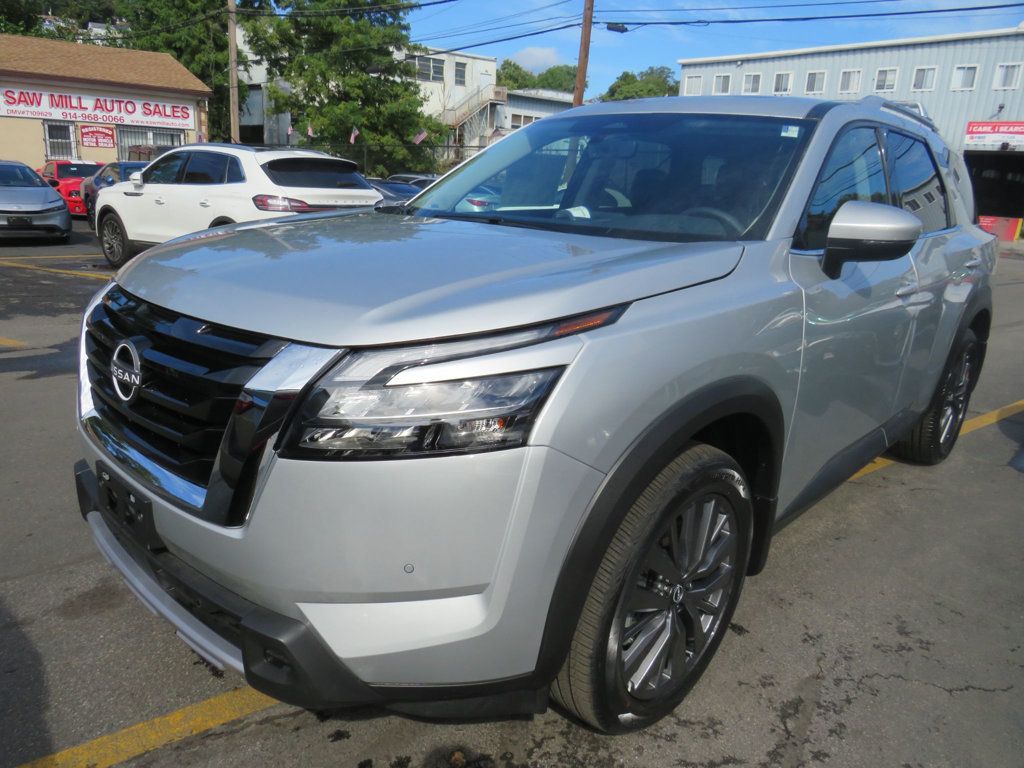 2025 Nissan Pathfinder SL 4WD - 22923397 | Video 1