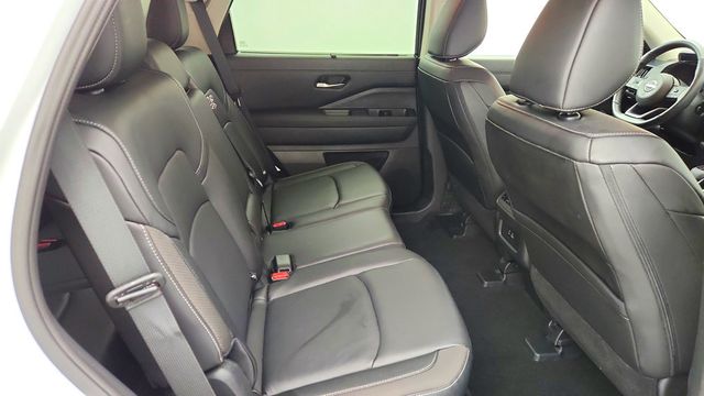 2025 Nissan Pathfinder SL 4WD - 23082808 - 21