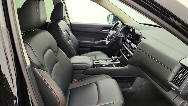 2025 Nissan Pathfinder SL 4WD - 23094631 - 22
